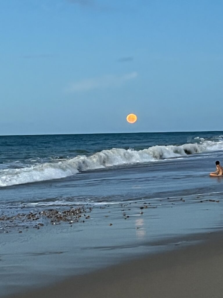mar em frente ao carmel cumbuco