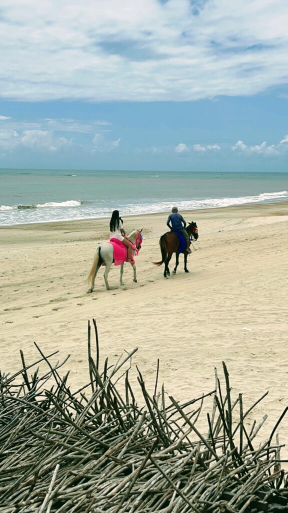 diversao no praia de cumbuco em frente ao resort carmel cumbuco