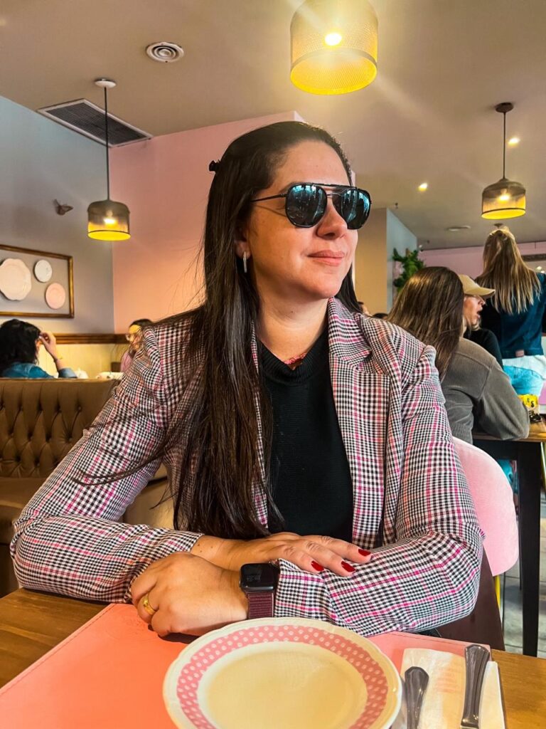 Turista no la panera rosa em buenos aires