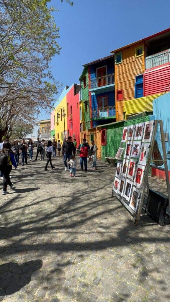 RUAS COLORIDAS DE CAIMINITO PONTO TURISTICO EM BUENOS AIRES
