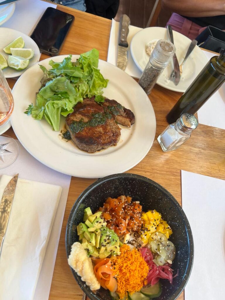 PRATOS DO CHARCO BISTRÔ BAR E RESTAURANTE COLONIA DE SACRAMENTO NO URUGUAI