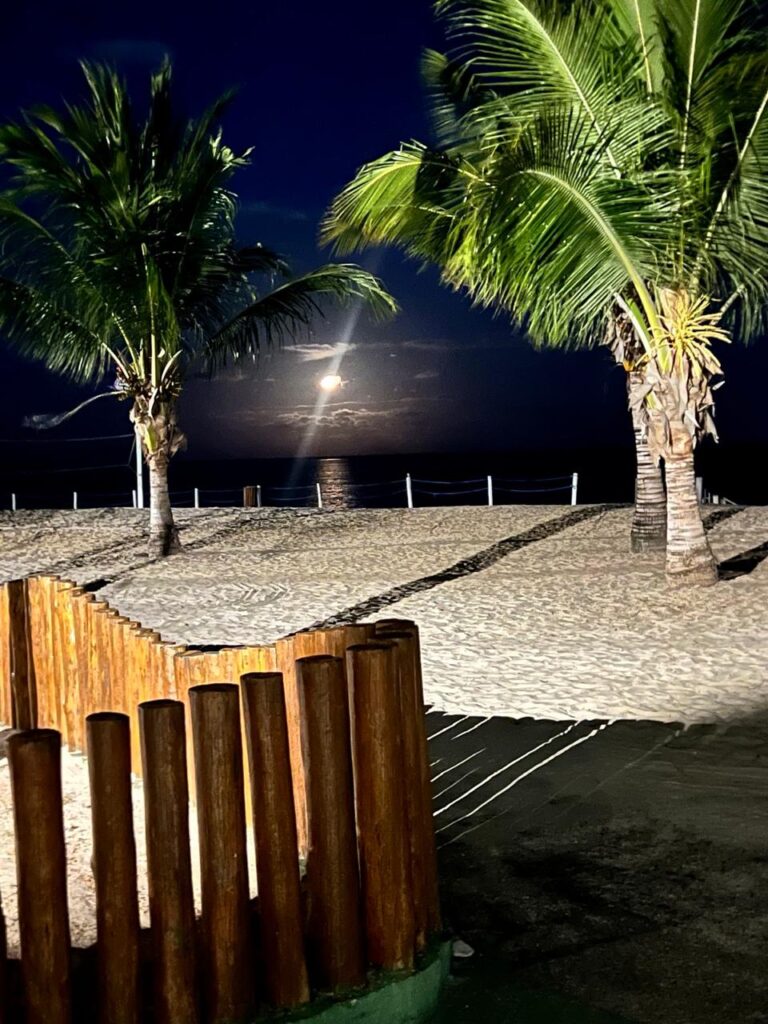 noite na praia do resort vila gale cabo em pernambuco