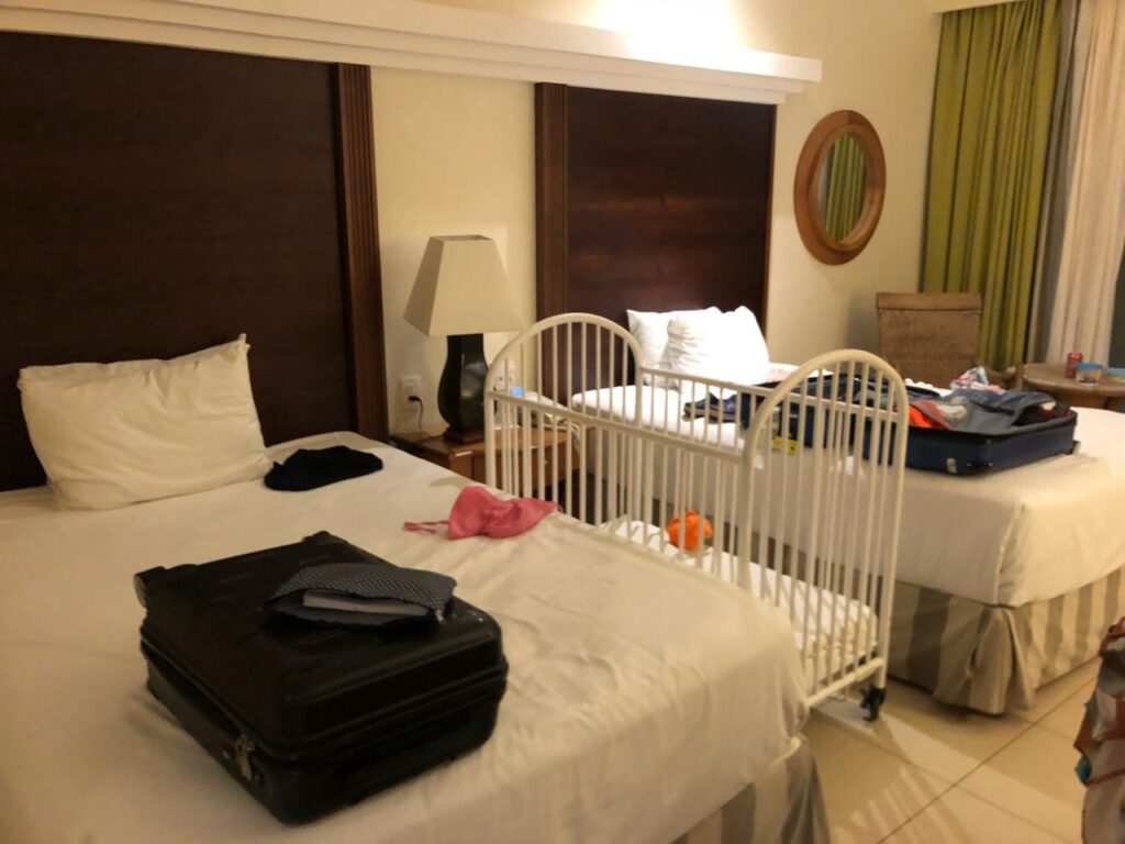 QUARTO CONJUGADO NO IBEROSTAR PRAIA DO FORTE NA BAHIA