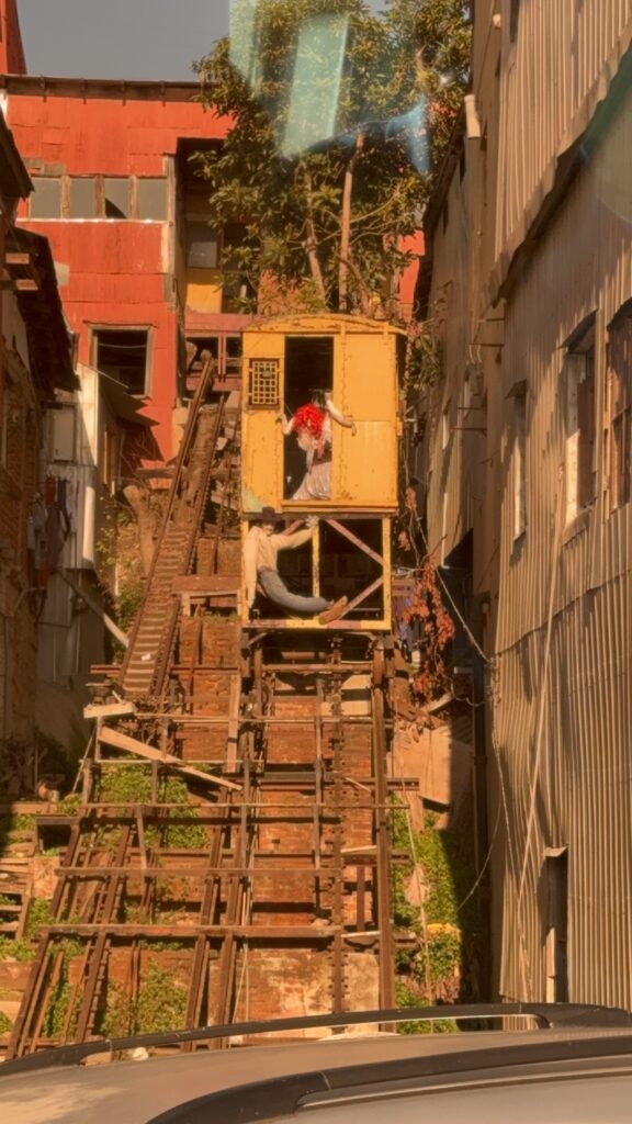funicular desativado em valparaiso no chile