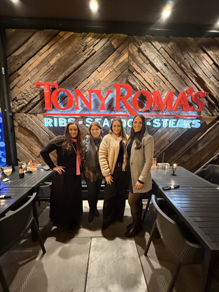 restaurante tony romas em santiago no chile