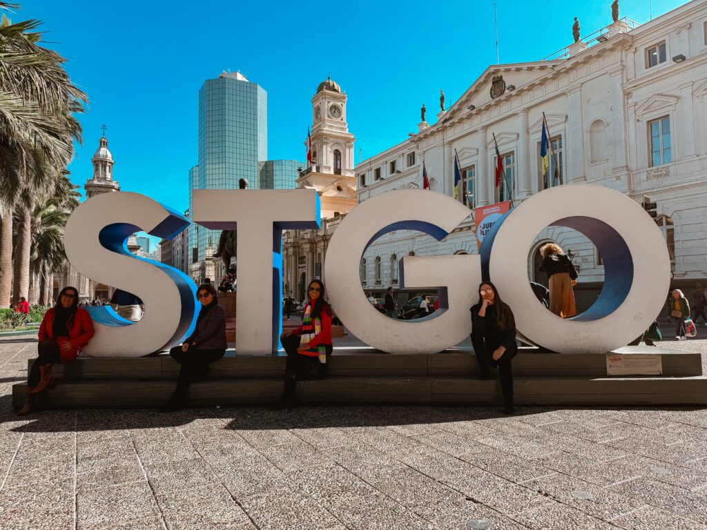 letreiro em santigo do chile no centro historico