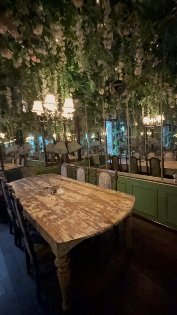 wonderland cafe em santiago do chile