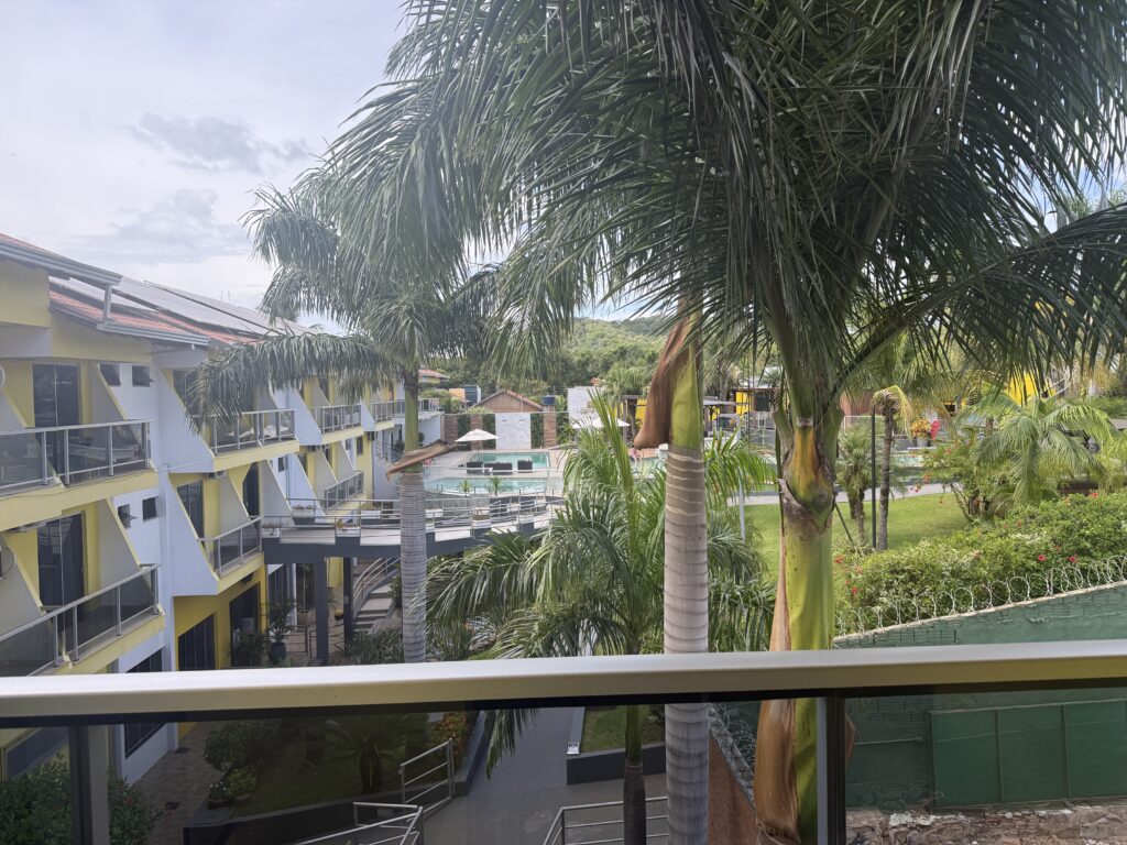 sacada o quarto no hotel marrua em bonito ms